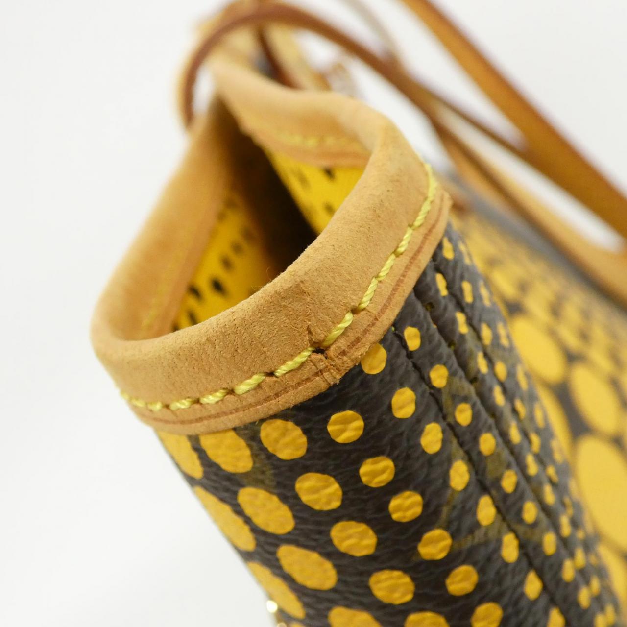 ルイヴィトン モノグラム ウェーブ(ヤヨイクサマ) ネヴァーフル MM M40685 バッグ