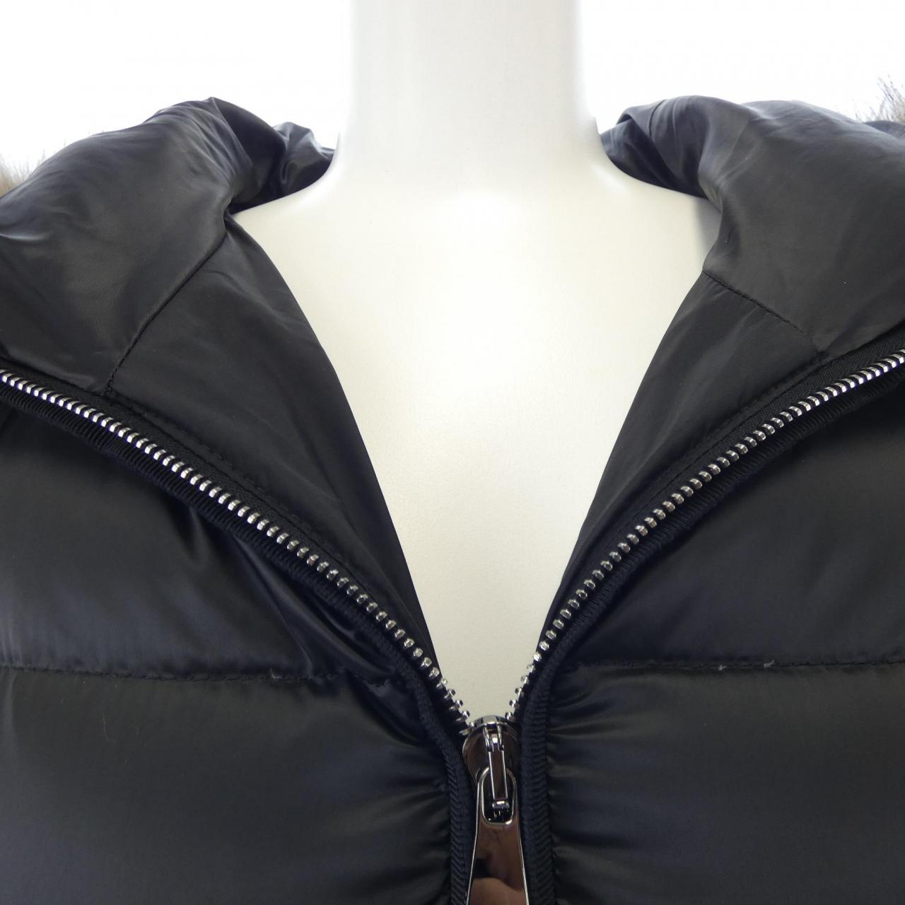 モンクレール MONCLER TINUV ダウンコート