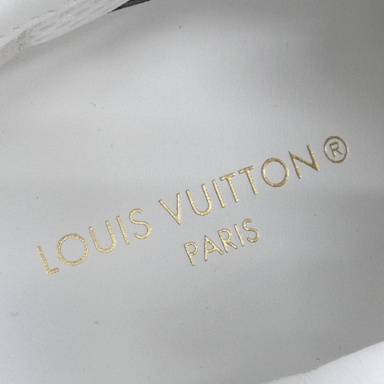 ルイヴィトン LOUIS VUITTON スニーカー