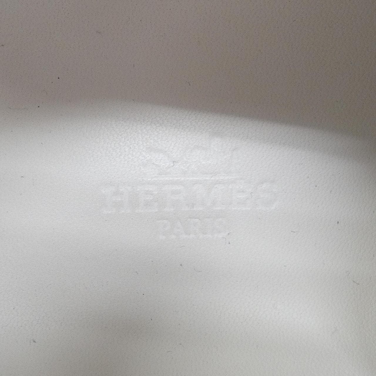 HERMES HERMES 221908Z 運動鞋