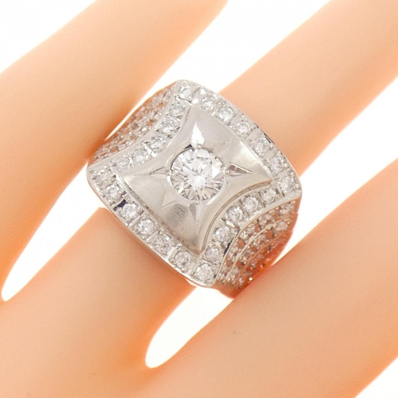 PT900 ダイヤモンド リング 0.532CT