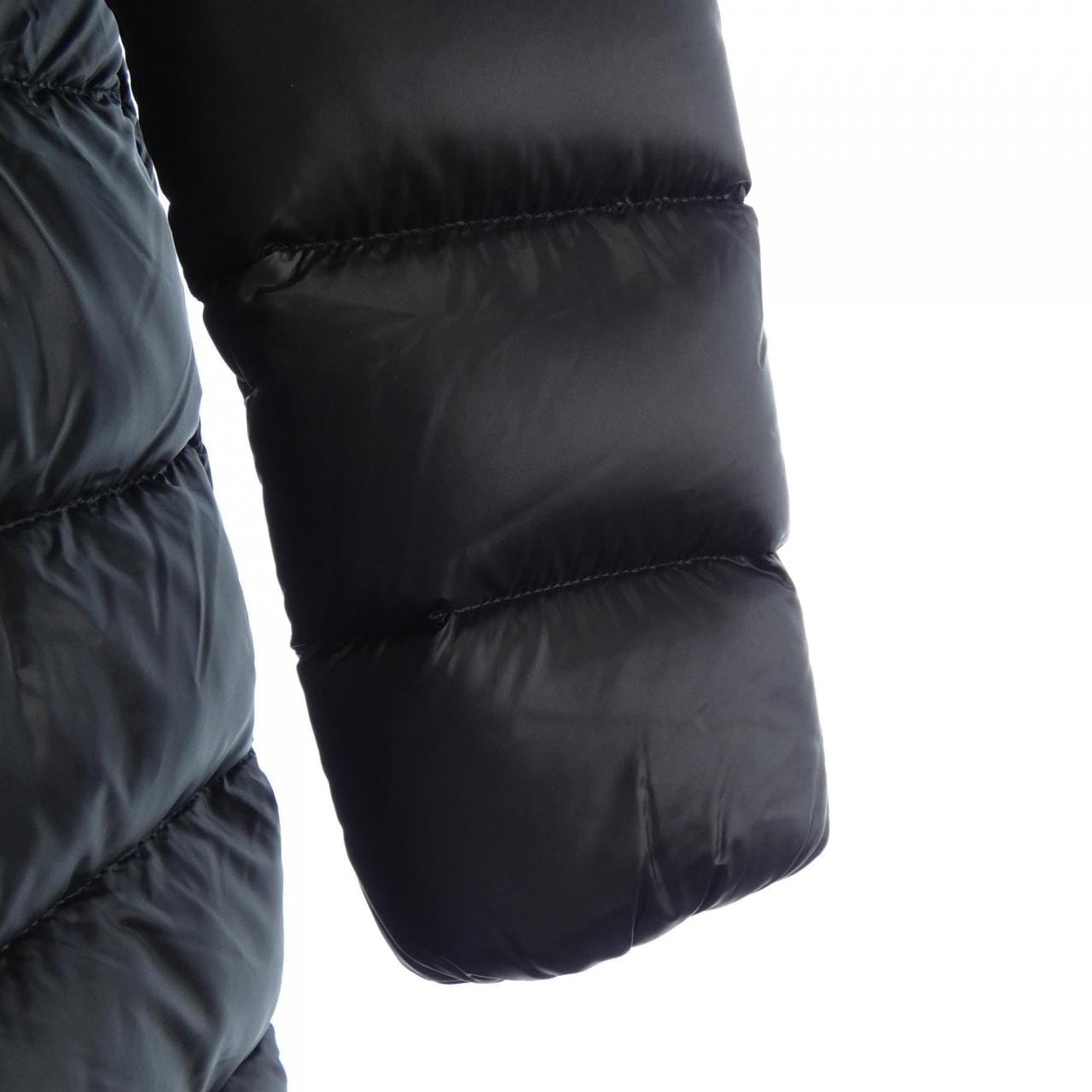 モンクレール MONCLER SUYENNE ダウンジャケット