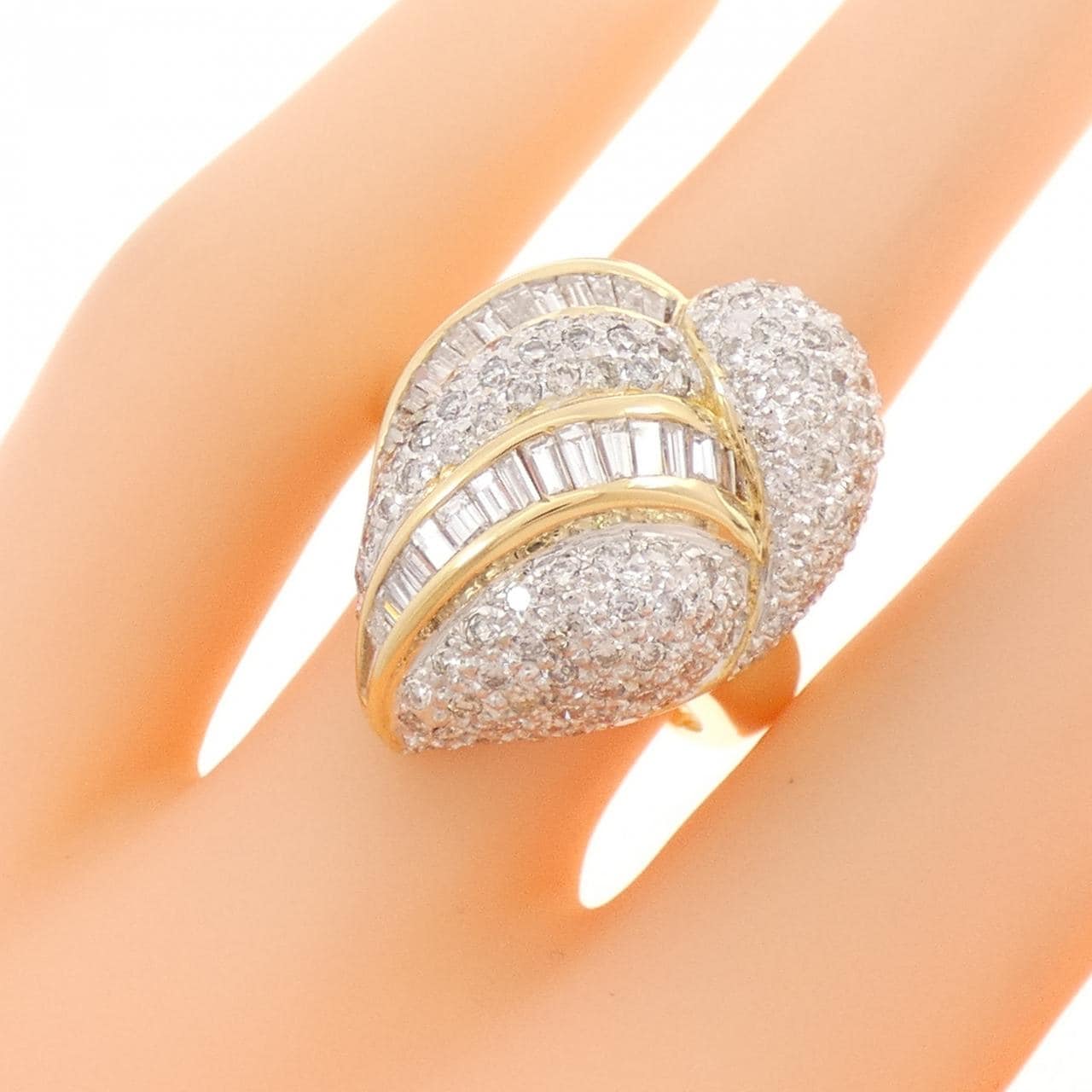K18YG/K18WG パヴェ ダイヤモンド リング 1.80CT