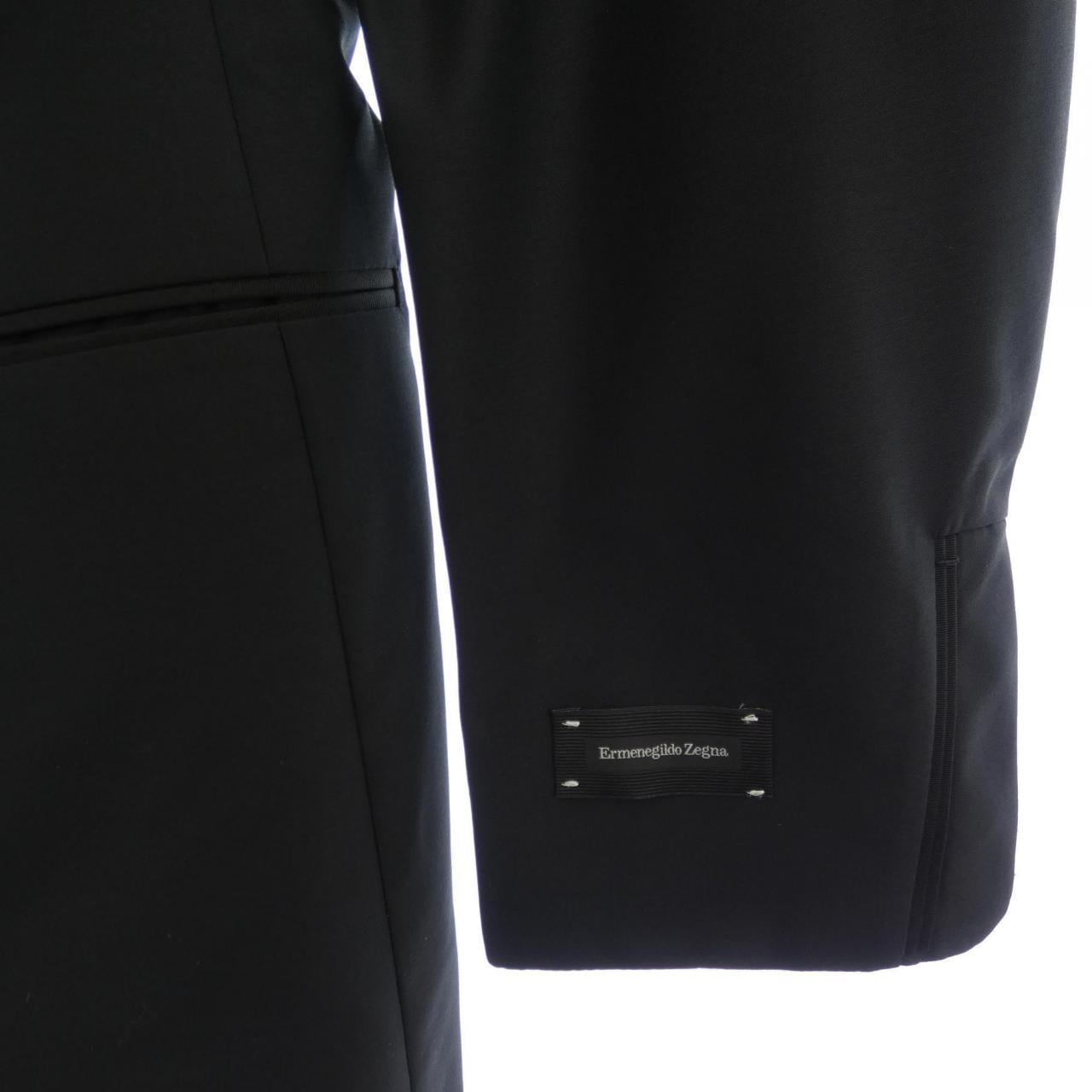 エルメネジルドゼニア Ermenegildo Zegna スーツ