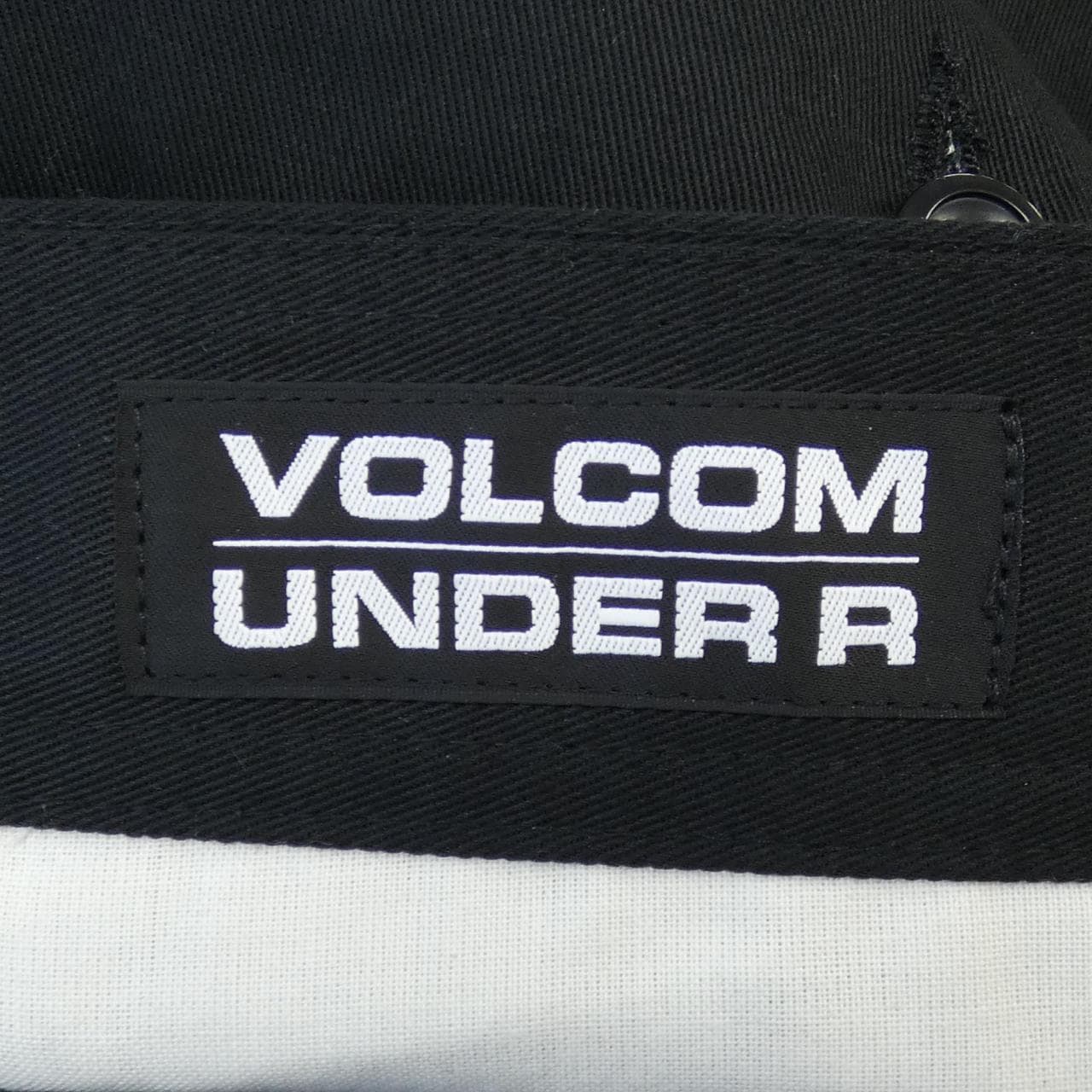 VOLCOM パンツ