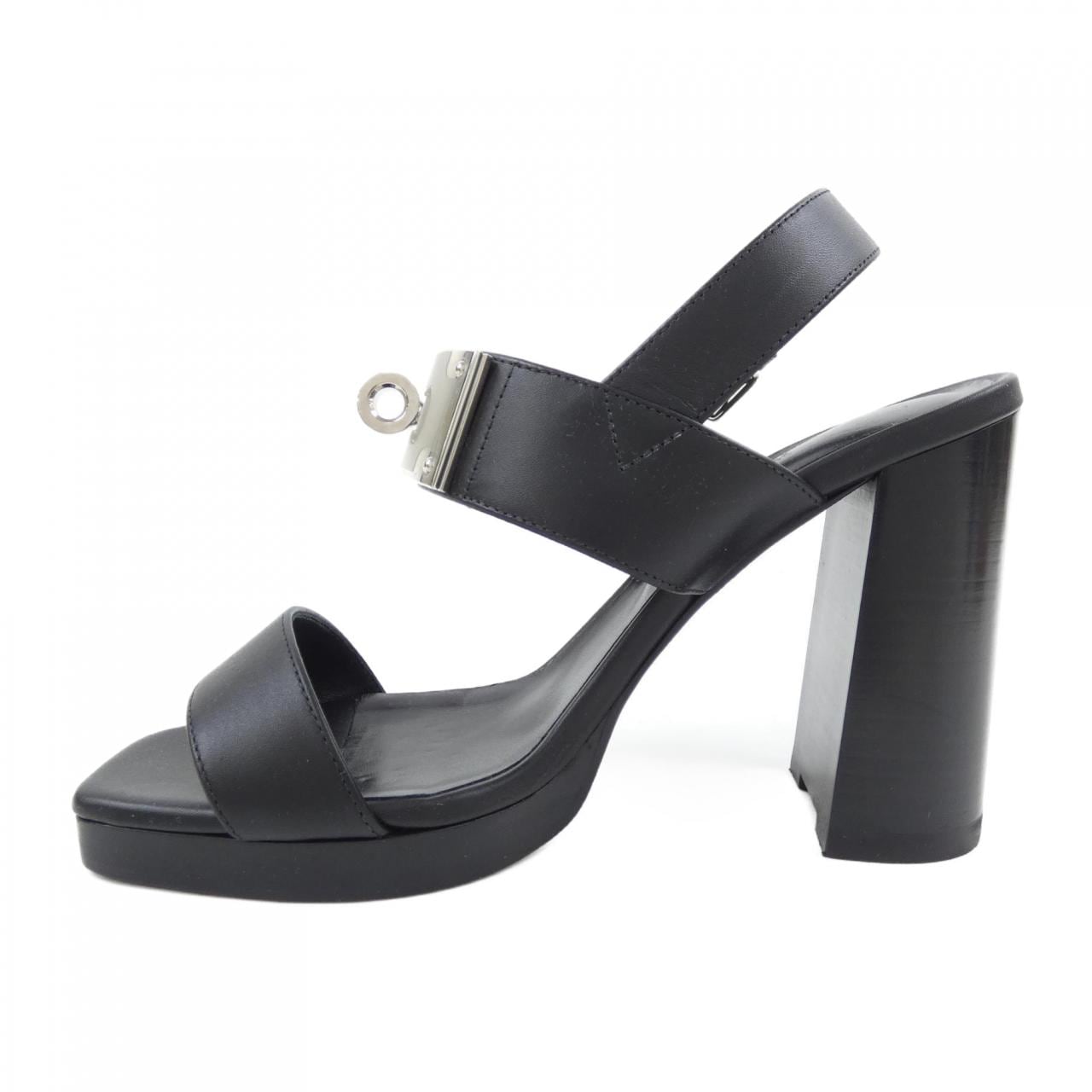 HERMES Ilona Kelly 扣環涼鞋 241153Z