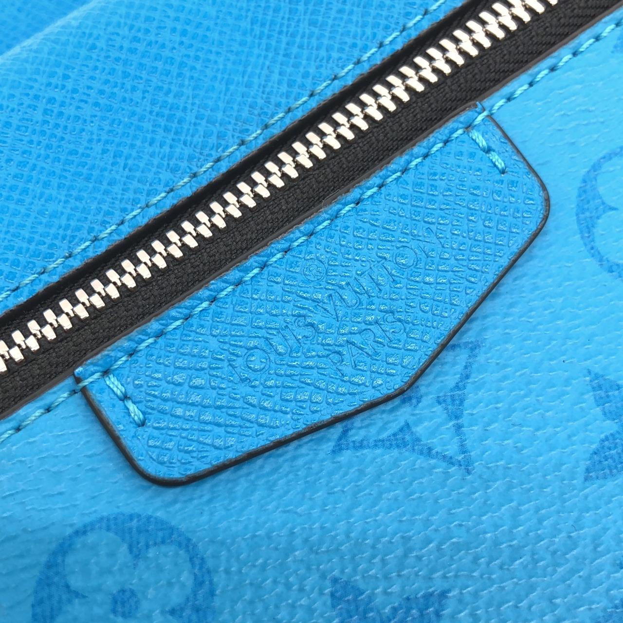 ルイヴィトン タイガ ラマ タイガ ラマ アウトドア メッセンジャー PM M30429 ショルダーバッグ