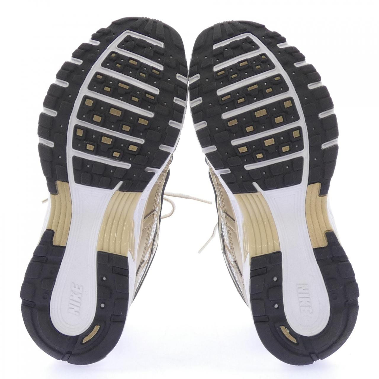 ナイキ NIKE IF1787-100 スニーカー