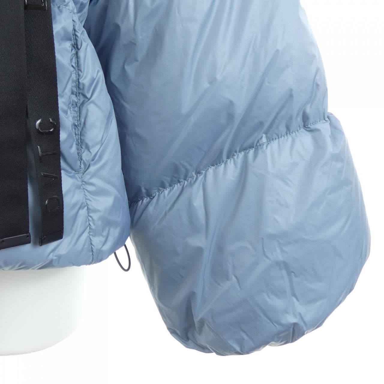 デュベティカ DUVETICA YOKI ダウンジャケット