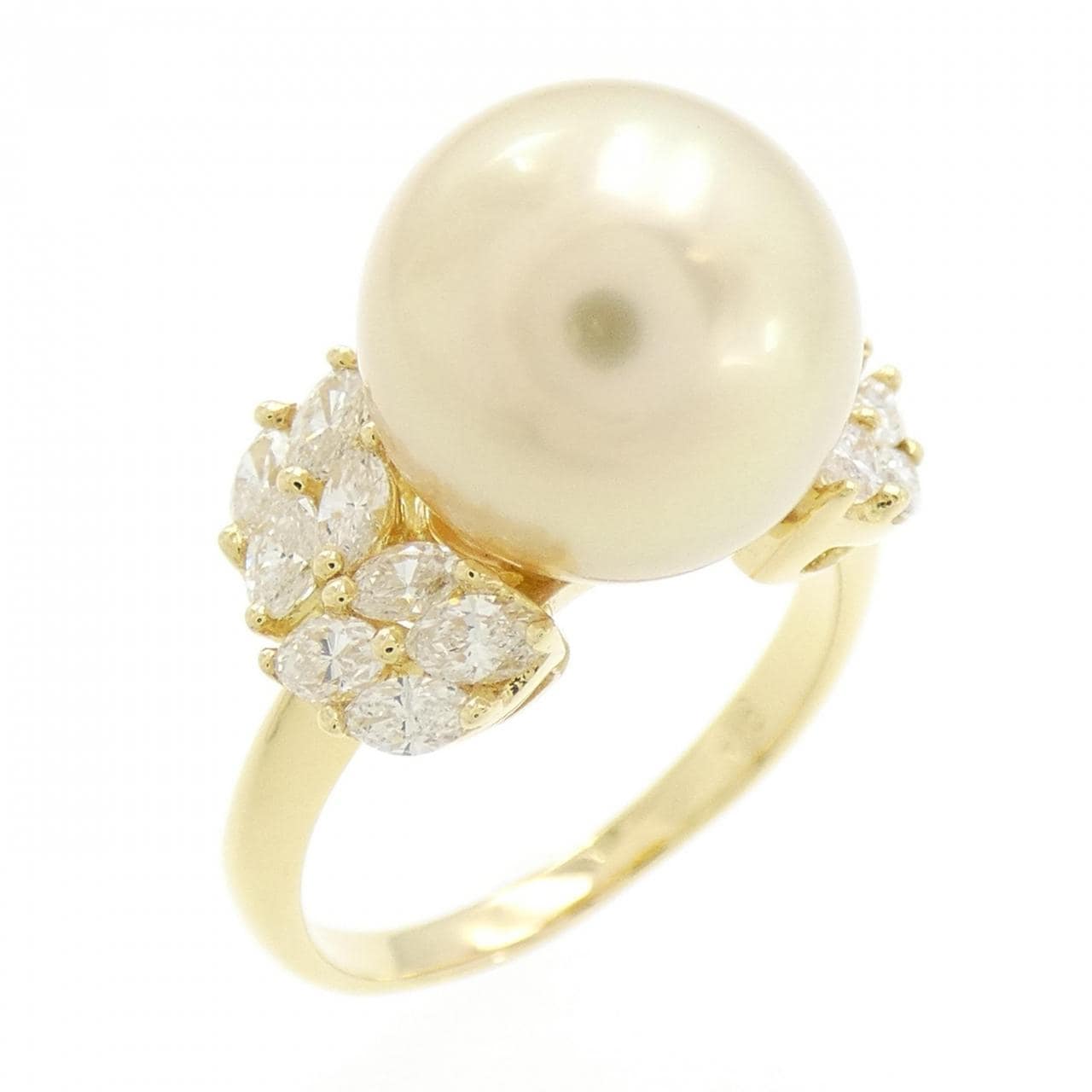 750YG White Butterfly Pearl Ring 10.6mm