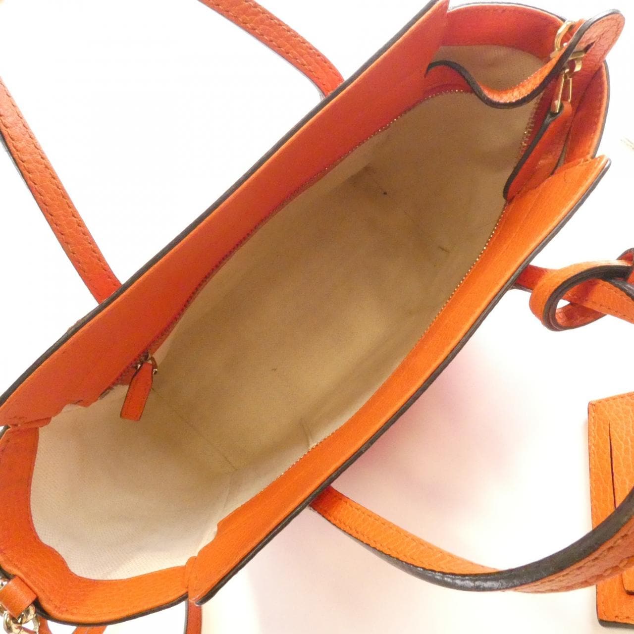 グッチ 368827 CAO0C バッグ