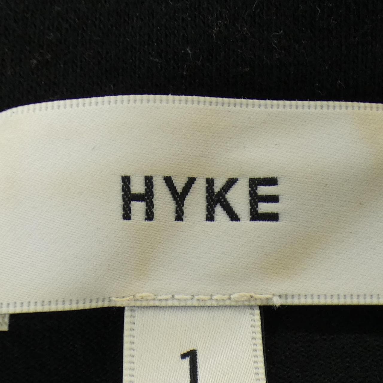 ハイク HYKE トップス
