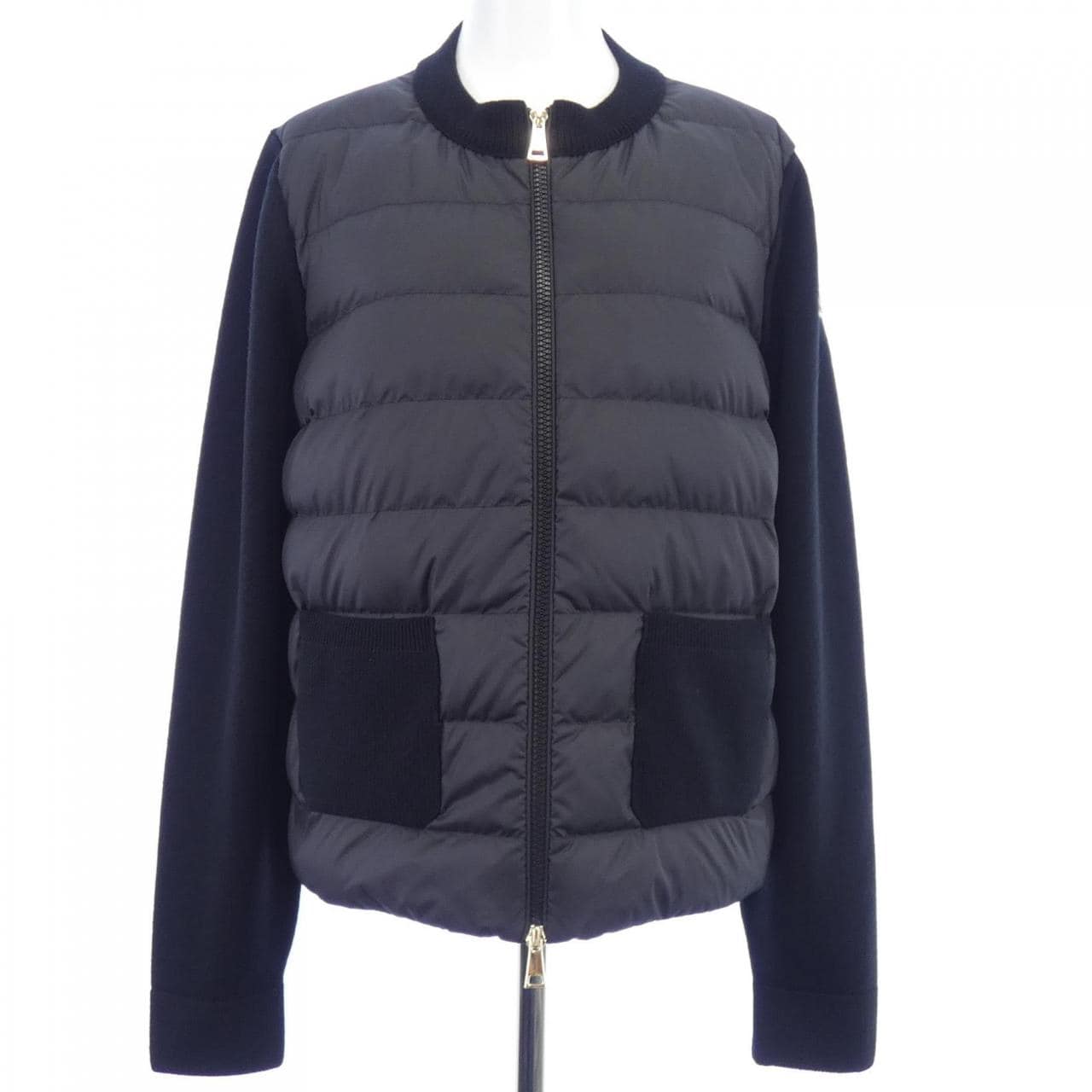 【新品】モンクレール MONCLER K20939B00036 ダウンジャケット