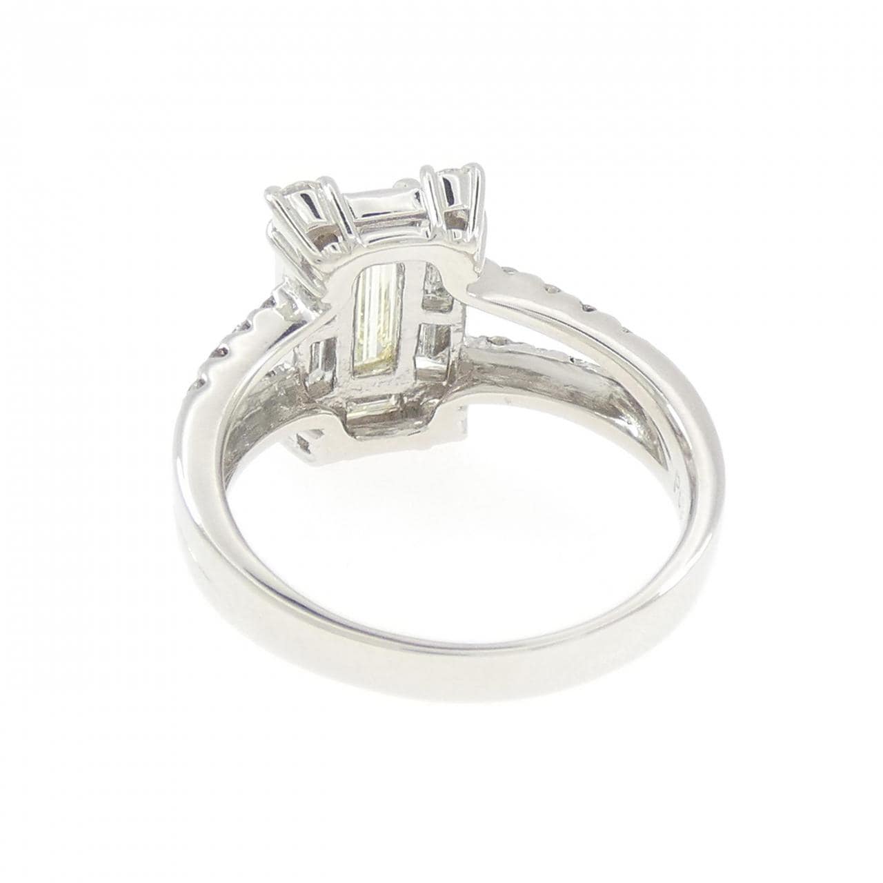PT900 ダイヤモンド リング 0.700CT