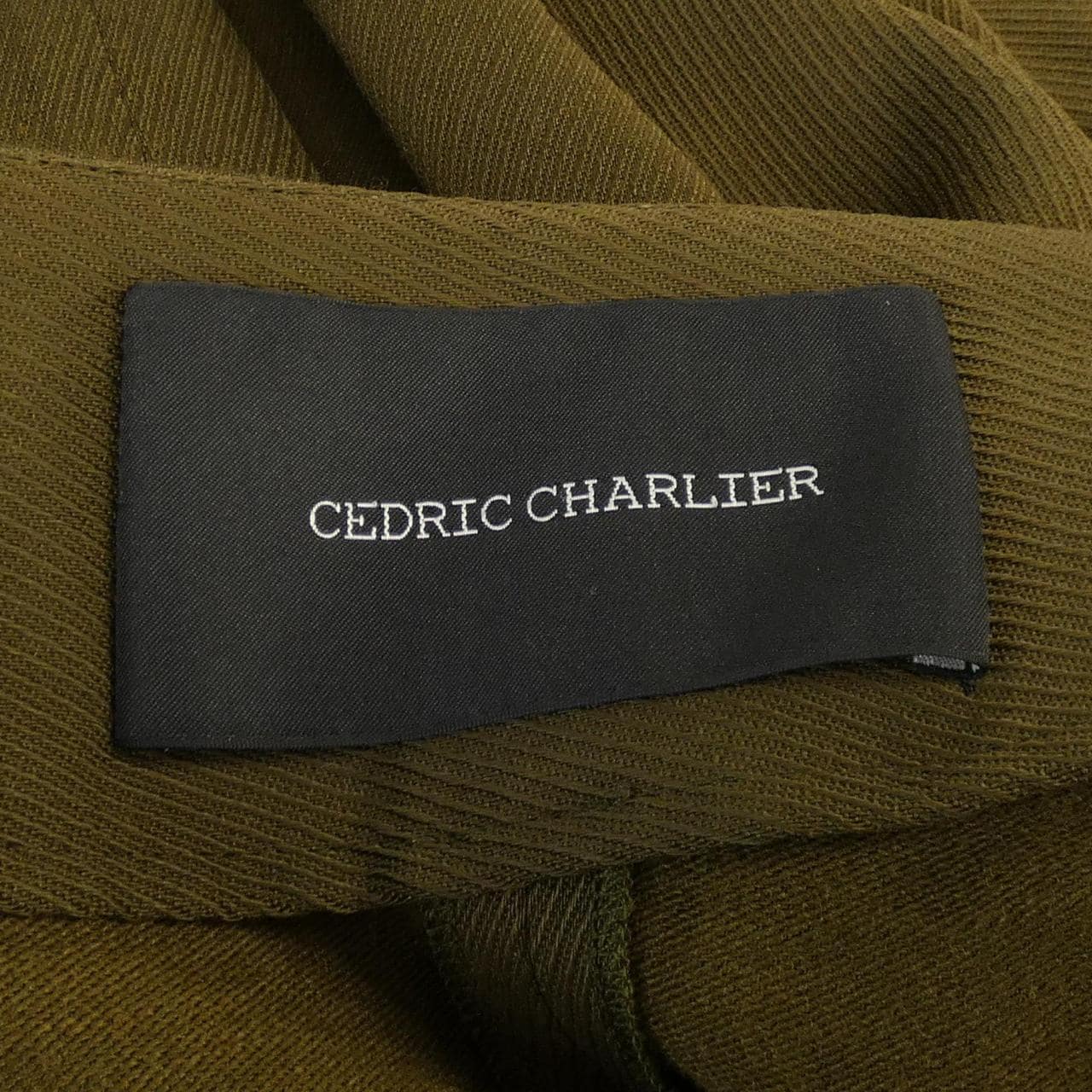 CEDRIC CHARLIER スカート