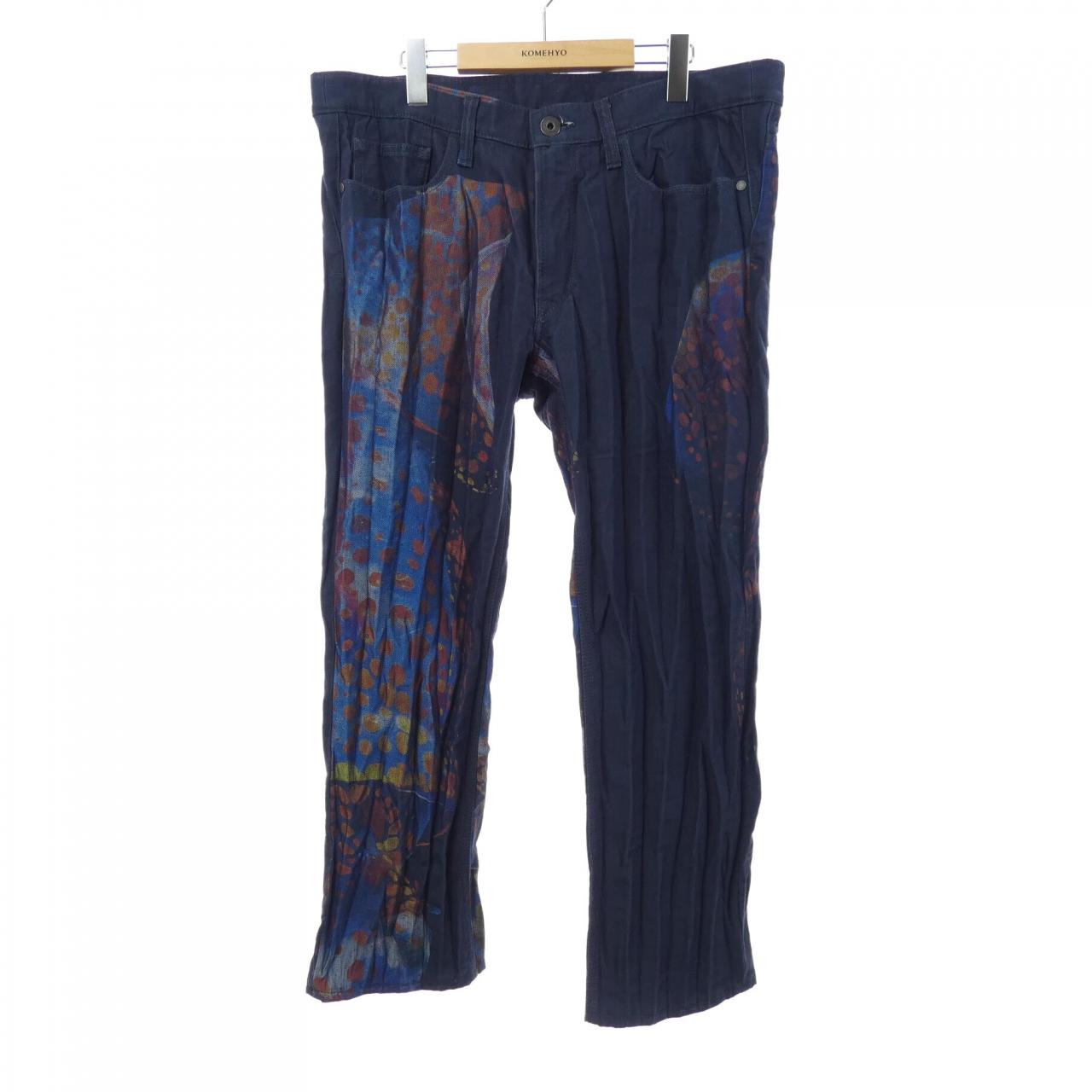 ISSEY MIYAKE MEN ME51FF182 Pants