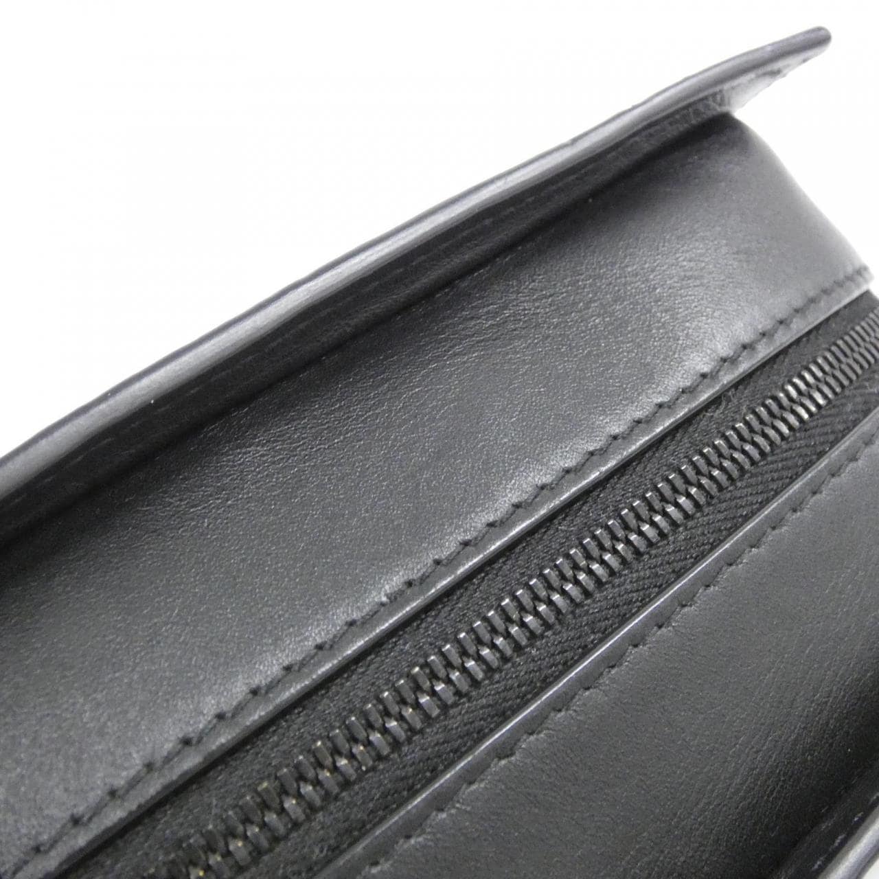 ボッテガヴェネタ ポーチ