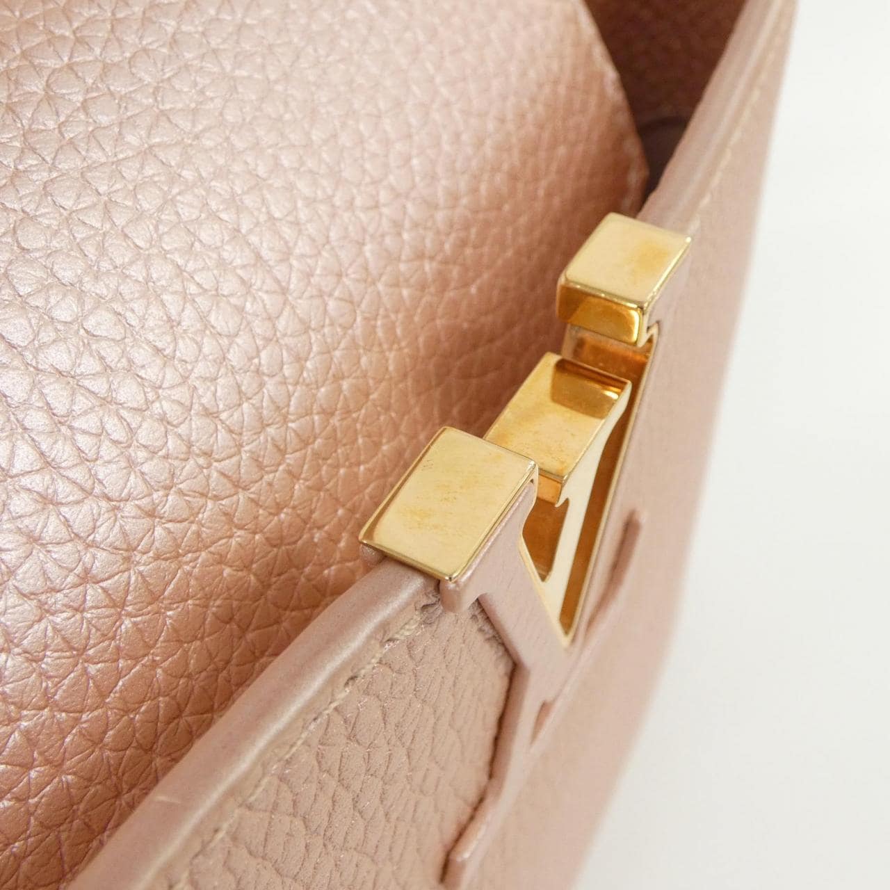 LOUIS VUITTON Capucines BB M21103 包
