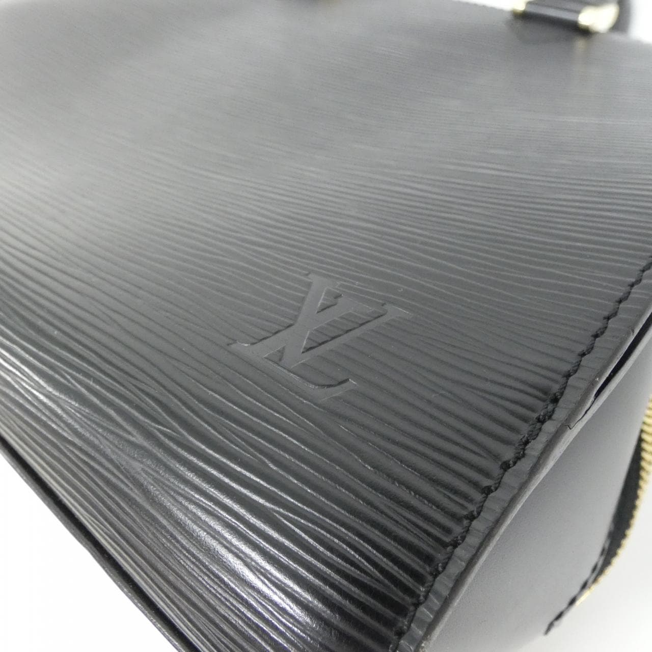 ルイヴィトン エピ ポンヌフ M52052 バッグ