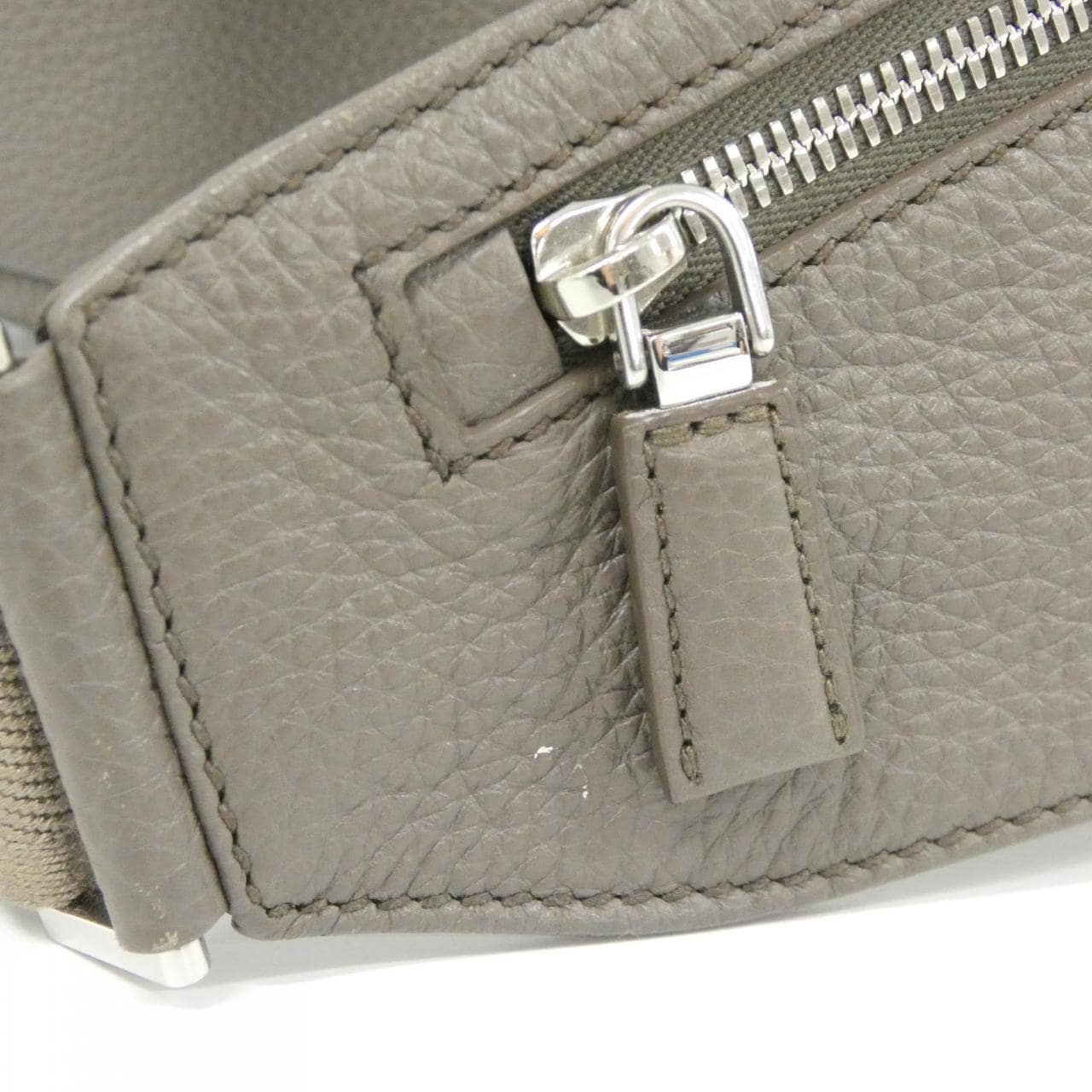 プラダ 2VZ092 ショルダーバッグ