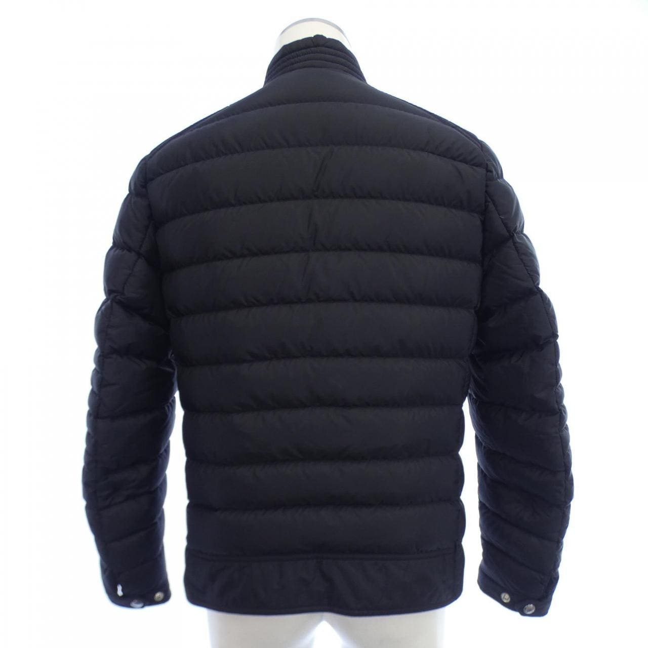 モンクレール MONCLER ダウンジャケット