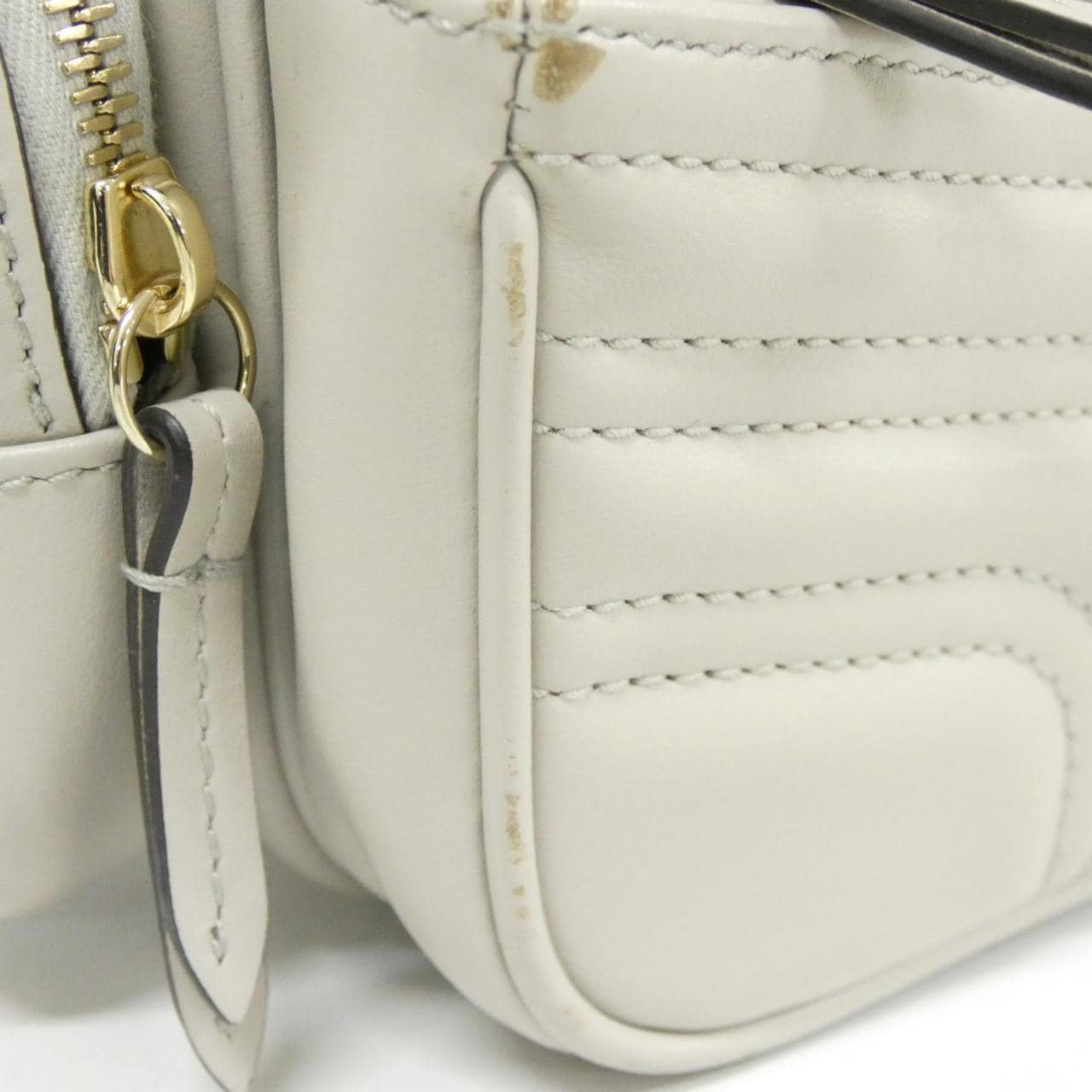 グッチ GG MARMONT 2 795228 AADPJ ショルダーバッグ