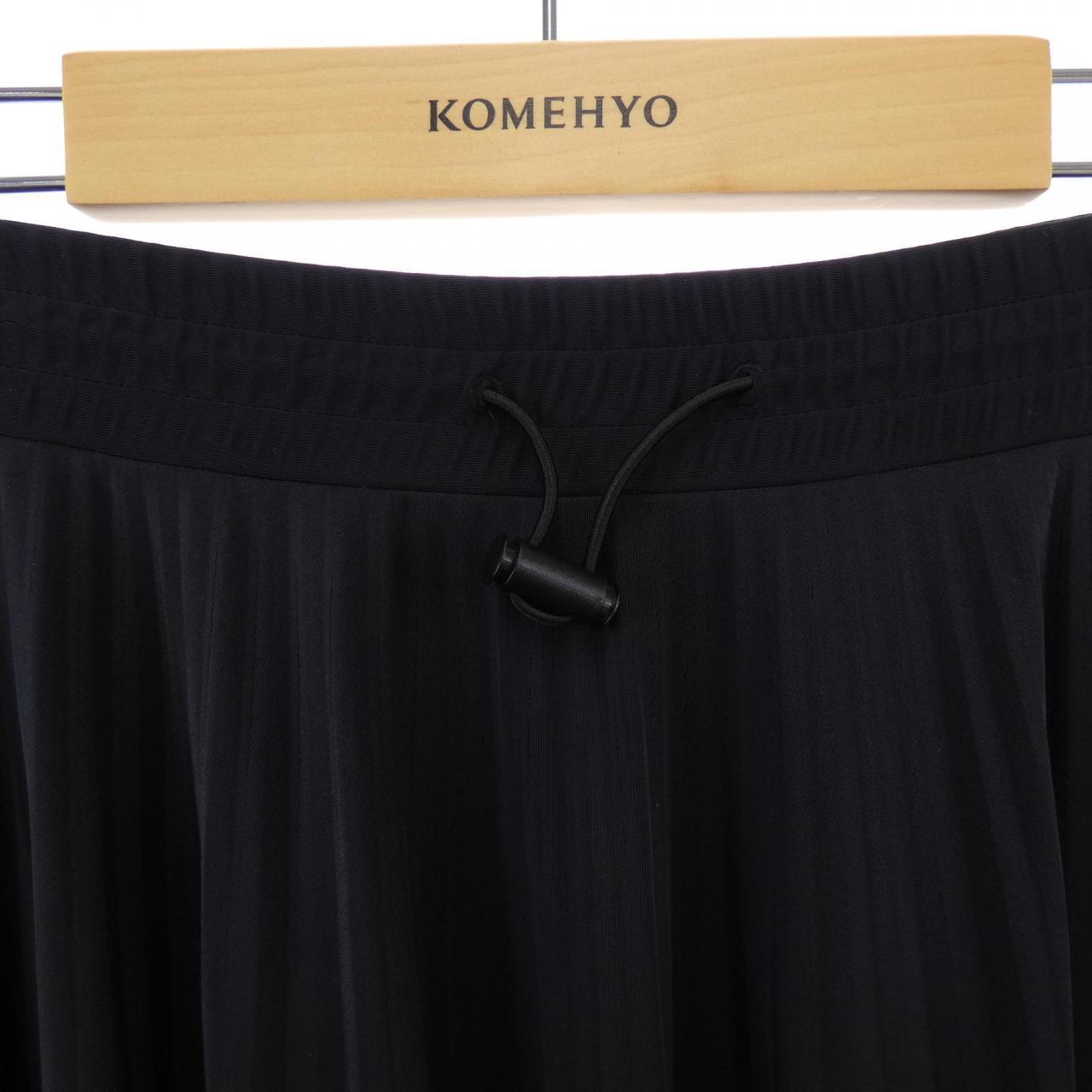 ヴァレンティノ VALENTINO QB3MD00H4A3 スカート