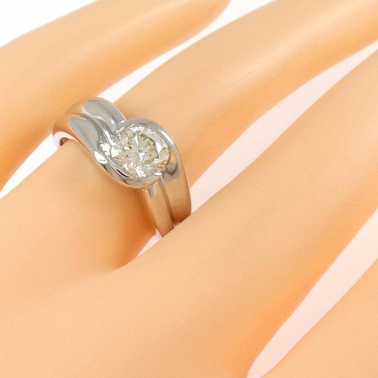 PT900 ダイヤモンド リング 1.07CT