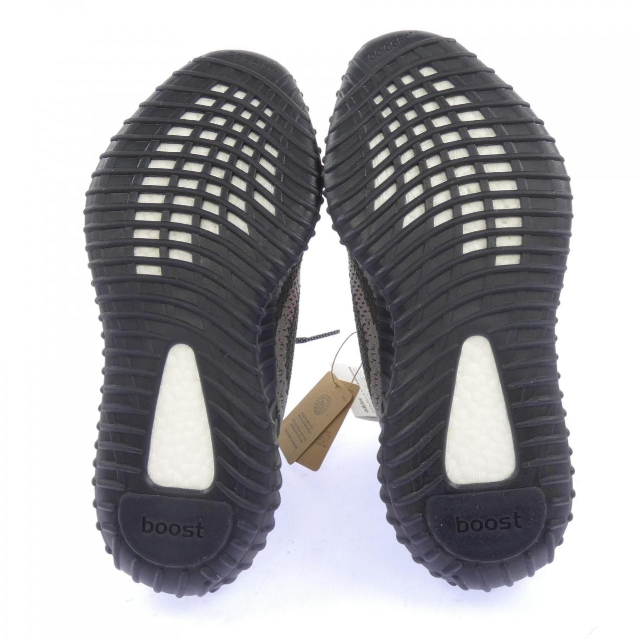 イージー YEEZY HQ7045 スニーカー