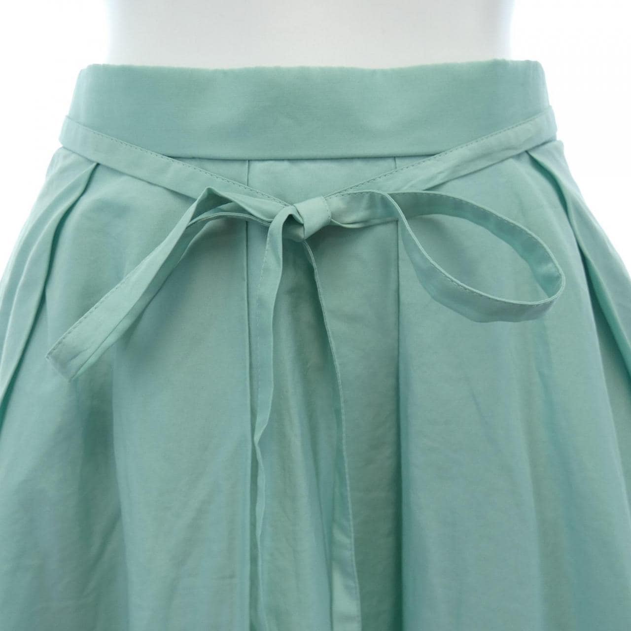 トゥービーシック TO BE CHIC スカート