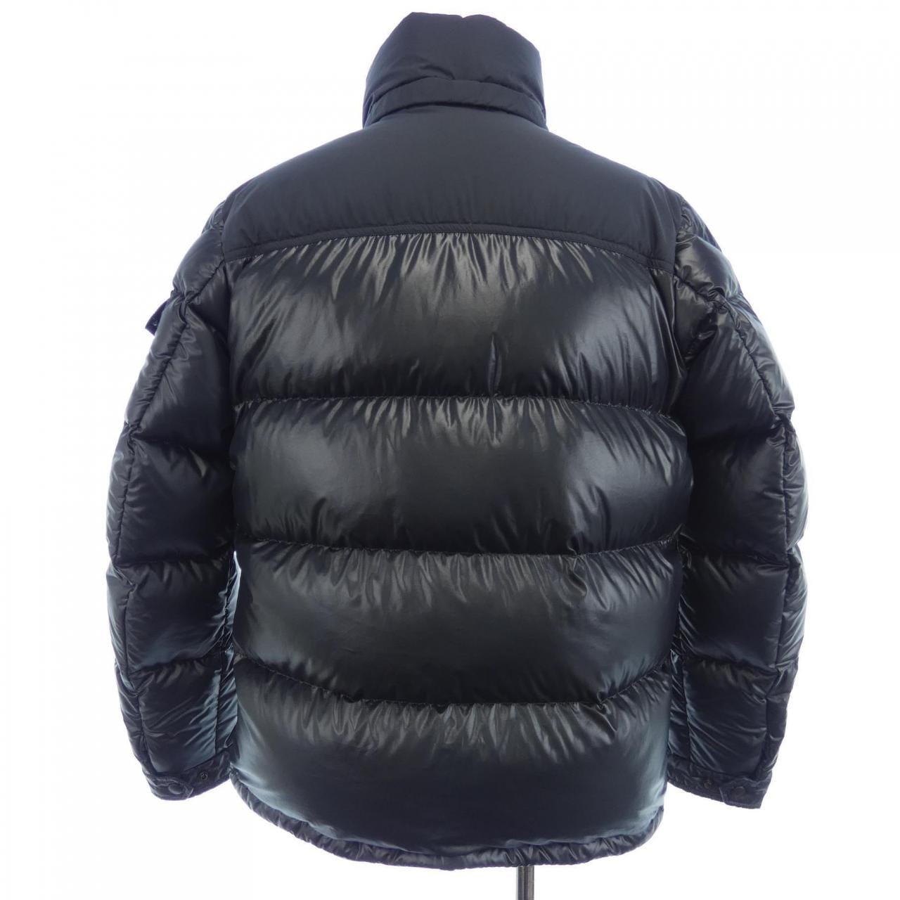 モンクレール MONCLER ダウンジャケット