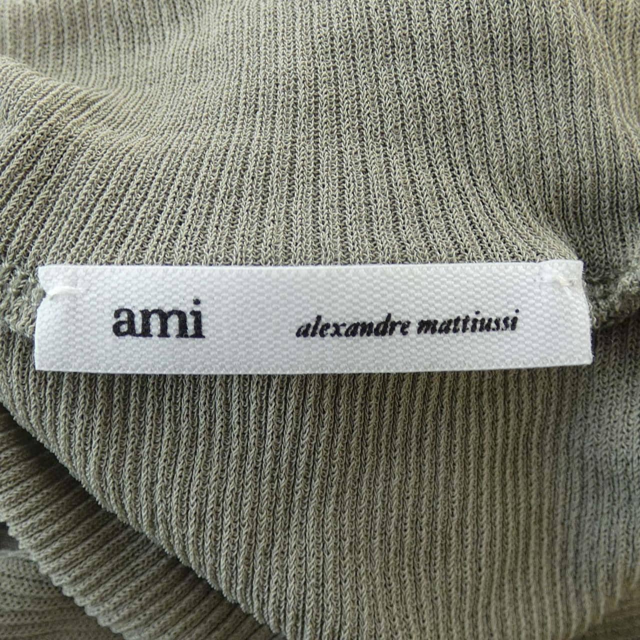 アミ AMI HTS301 トップス
