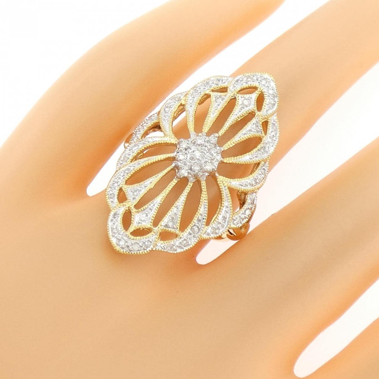 750YG/750WG ダイヤモンド リング 0.26CT