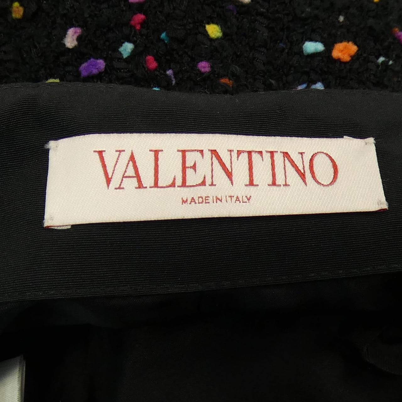 ヴァレンティノ VALENTINO XB3RF1V76VK ショートパンツ