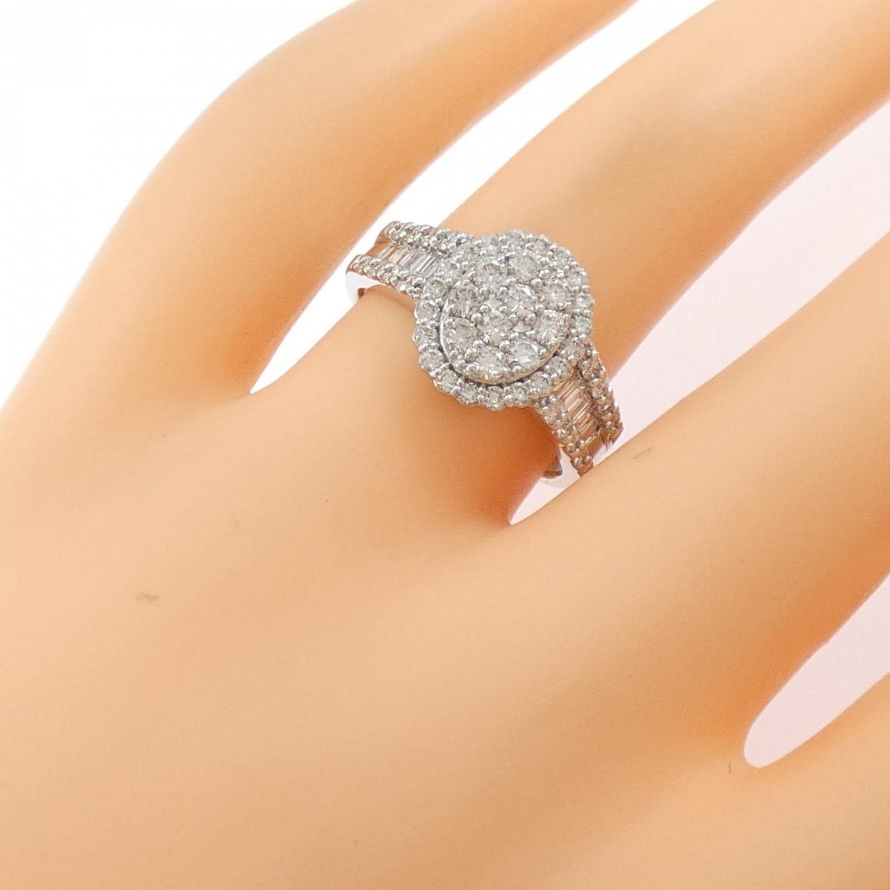 PT900 ダイヤモンド リング 1.00CT