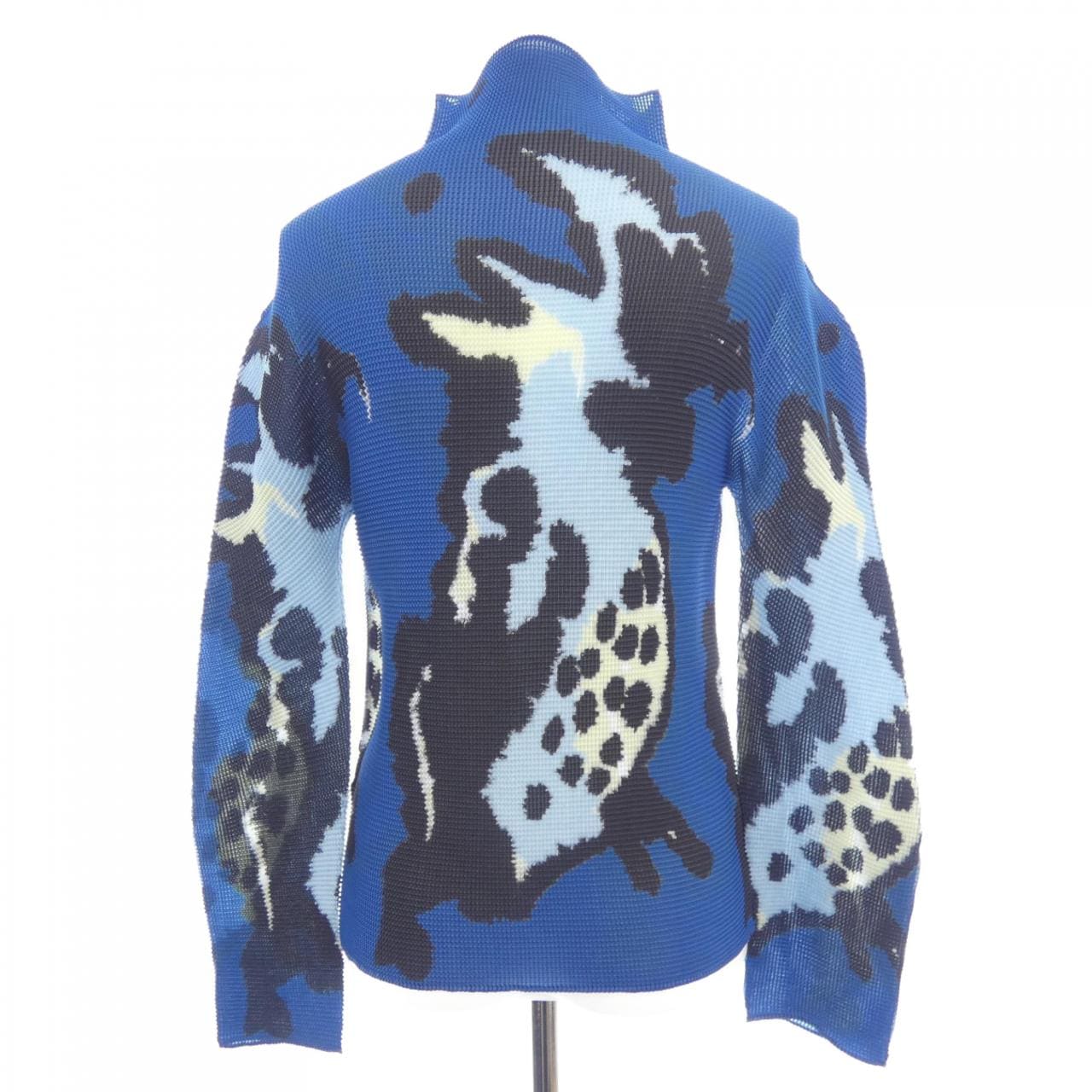 ミーイッセイミヤケ me ISSEY MIYAKE M193FJ721 トップス