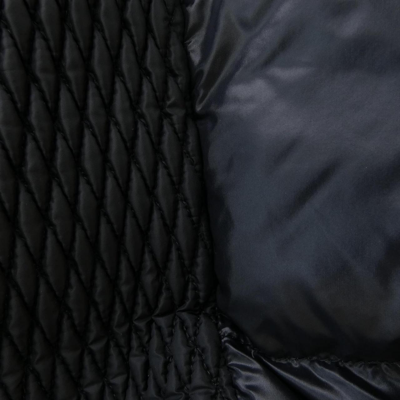 モンクレール MONCLER ダウンベスト
