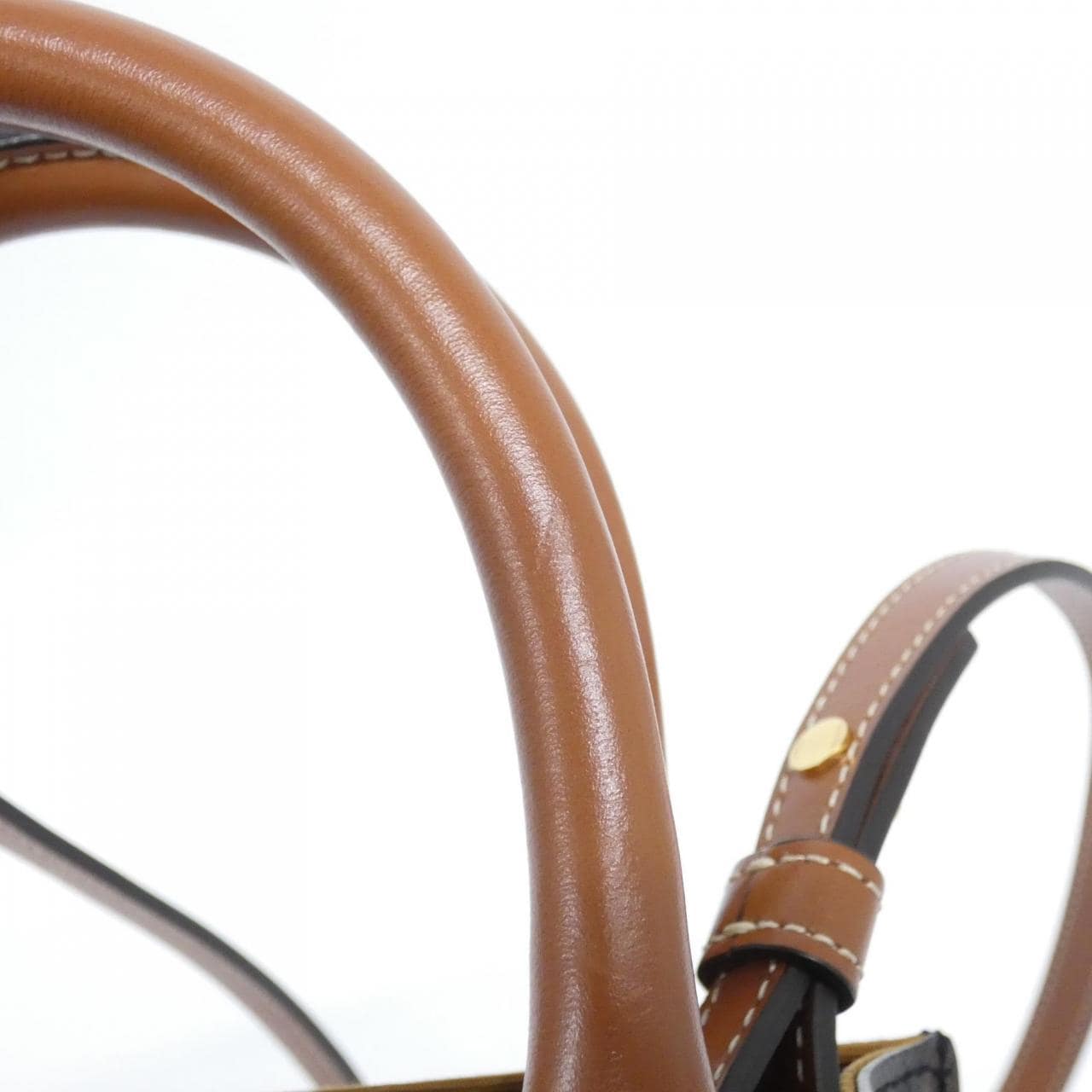 セリーヌ ミニ バーティカル カバ 194372BZK バッグ