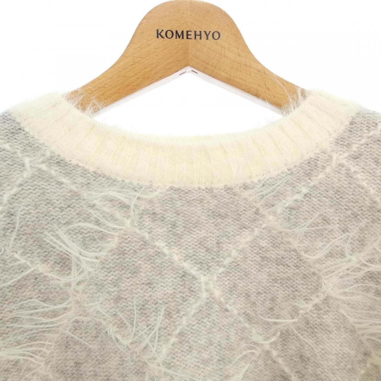 ストロベリーフィールズ STRAWBERRY FIELDS ニット