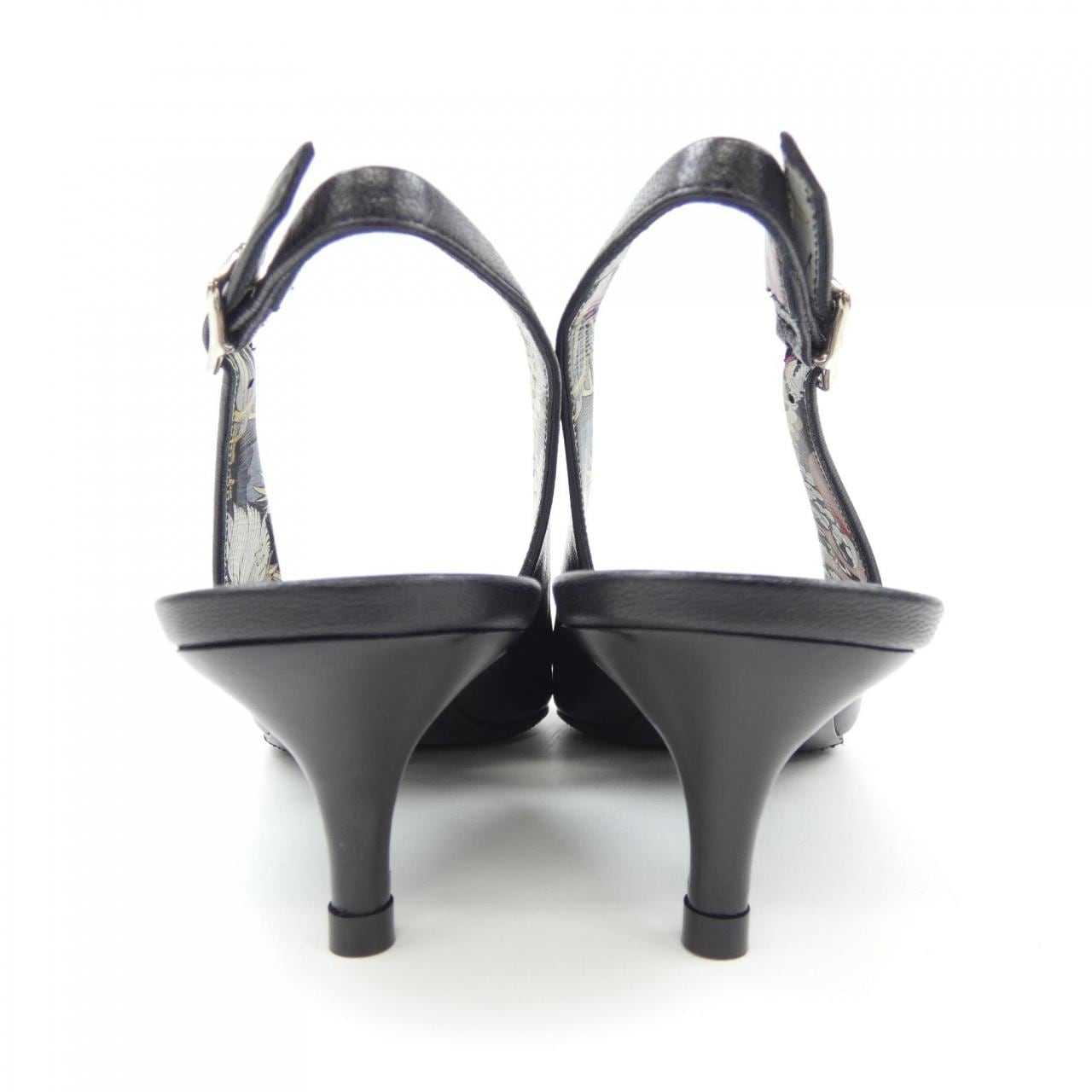 HERMES HERMES Pumps