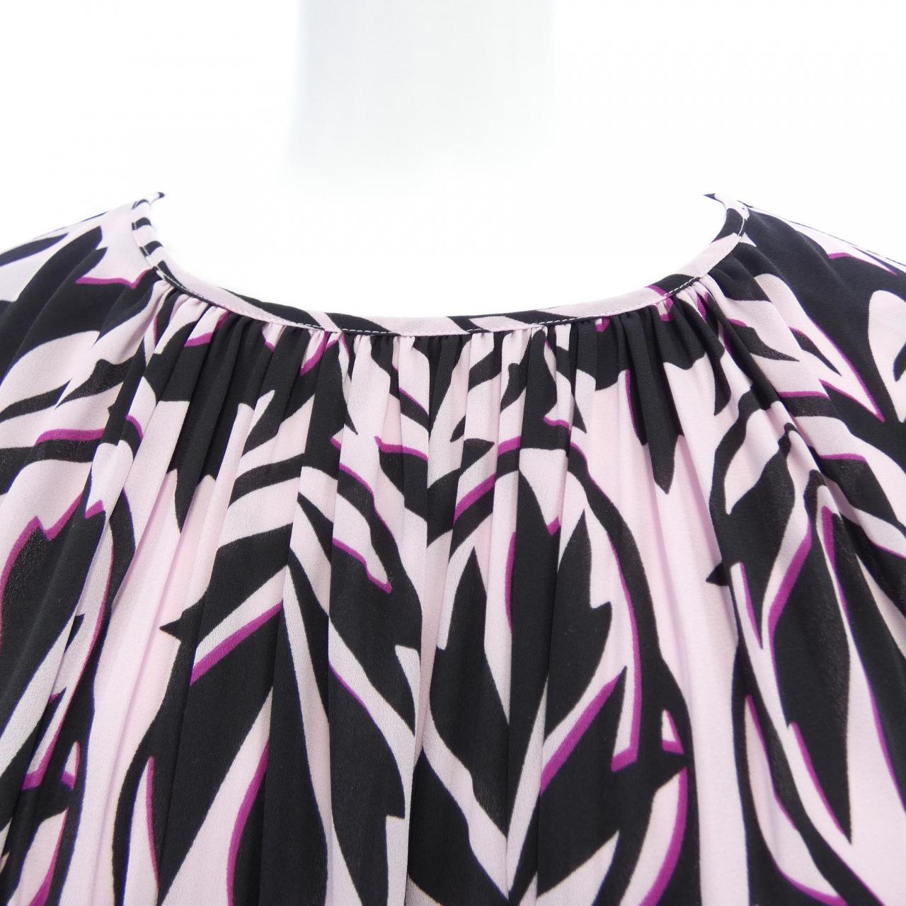 マークケイン MARC CAIN トップス