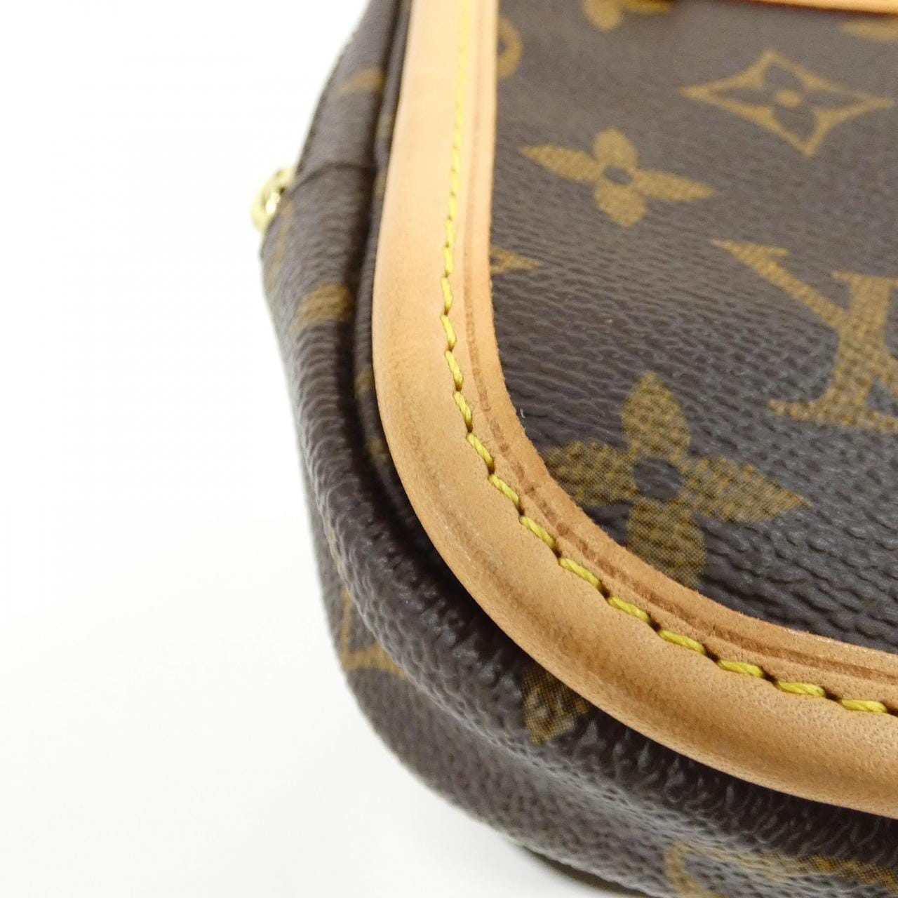 ルイヴィトン モノグラム バムバッグ ボスフォール M40108 ショルダーバッグ