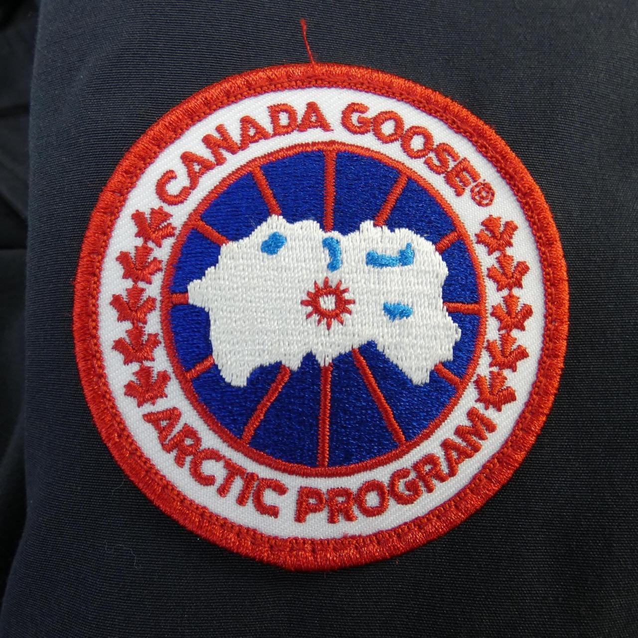 Canada goose CANADA GOOSE down jacket