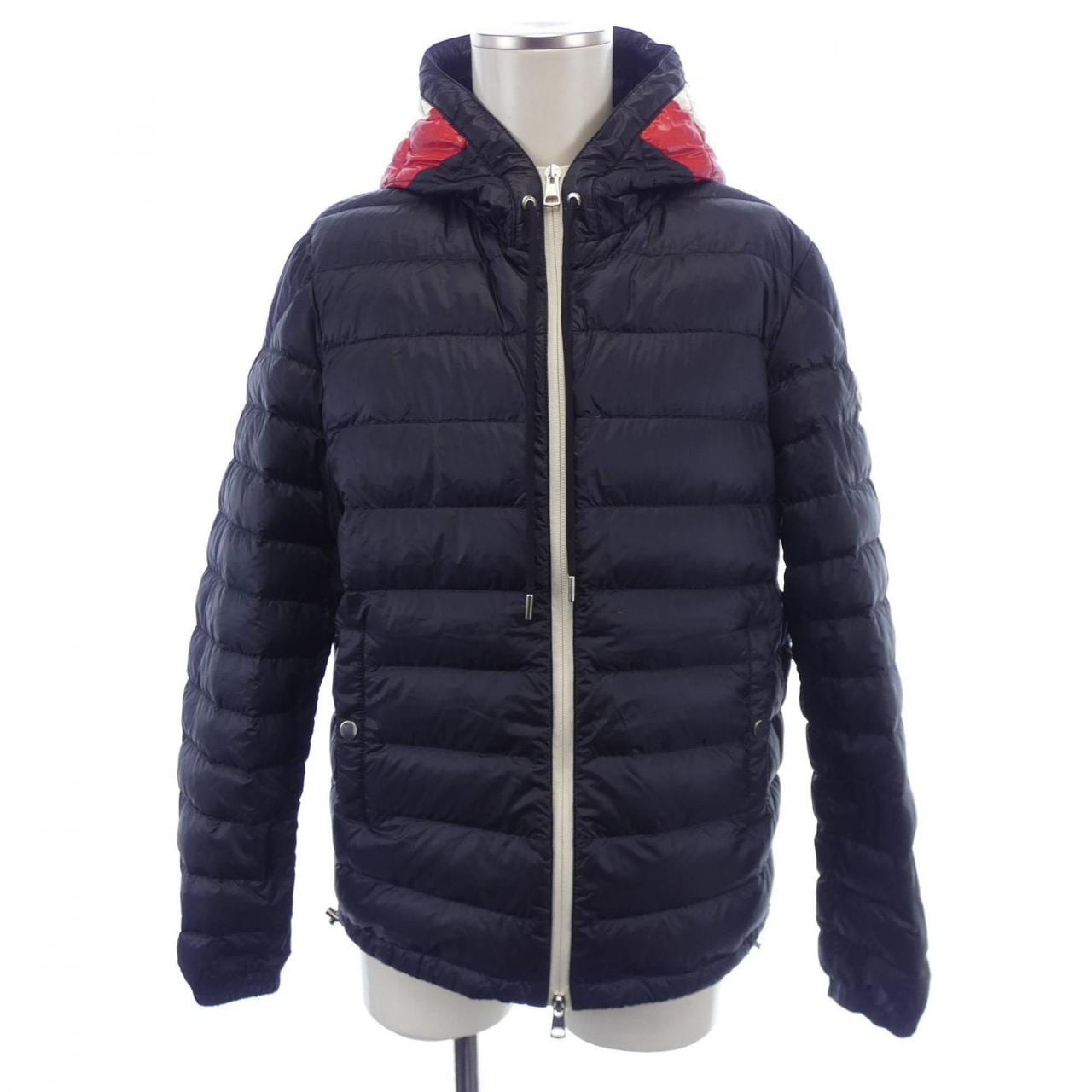 モンクレール MONCLER ダウンジャケット