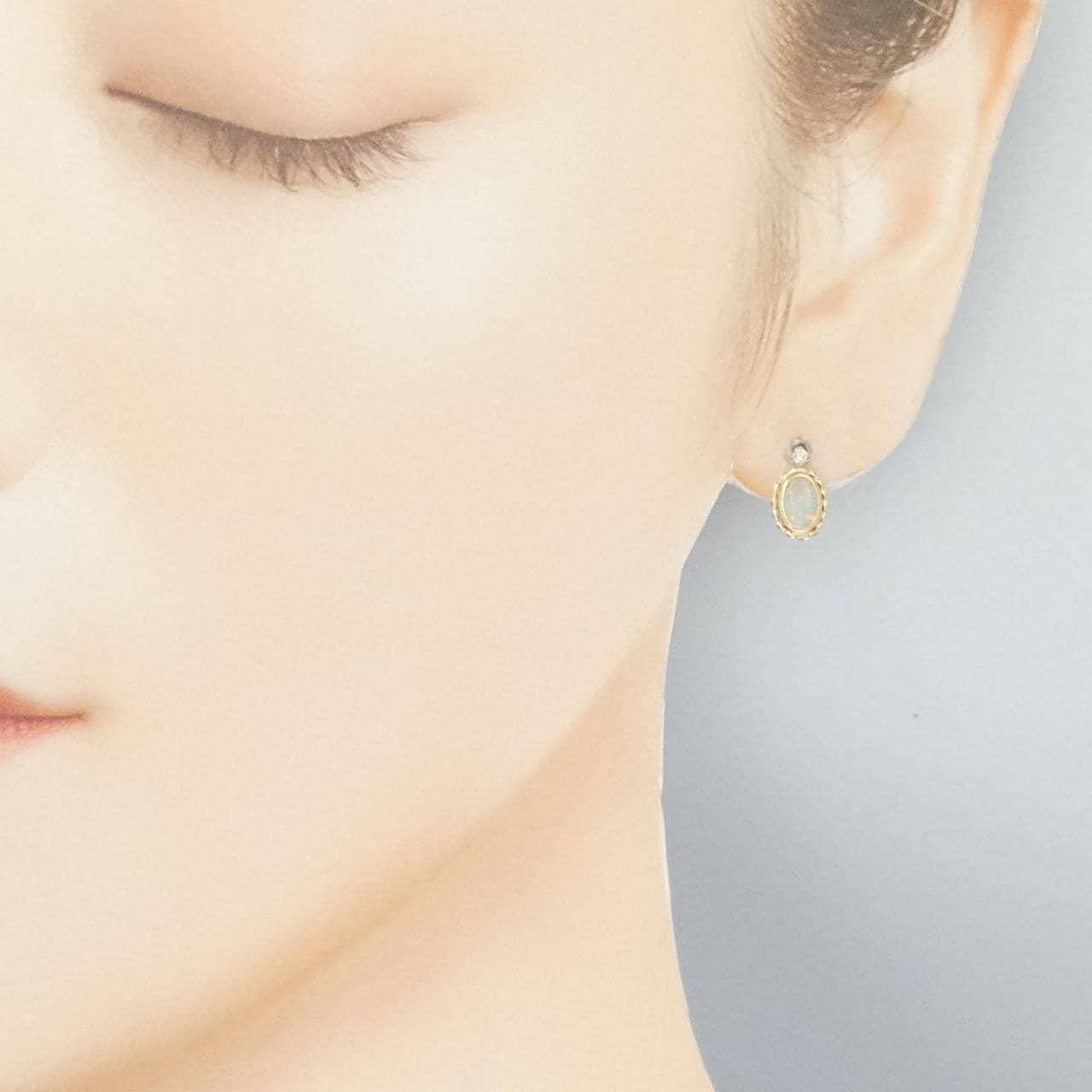 K10YG オパール ピアス