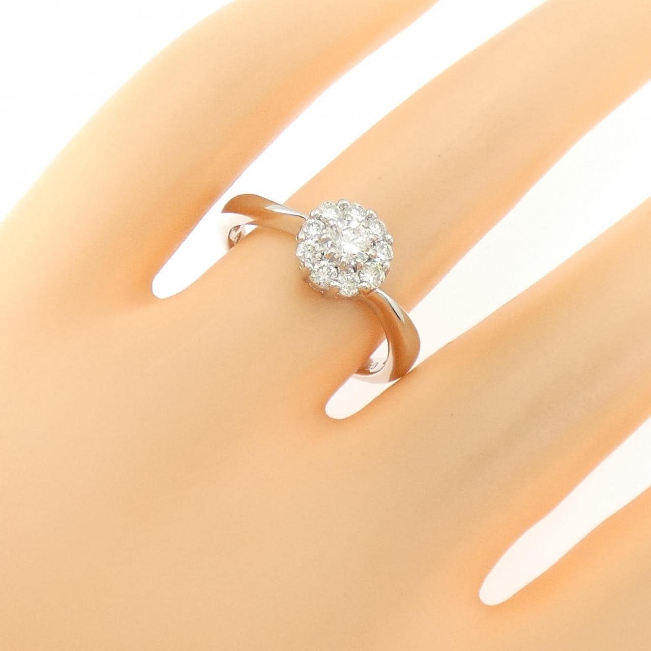 PT900 フラワー ダイヤモンド リング 0.50CT