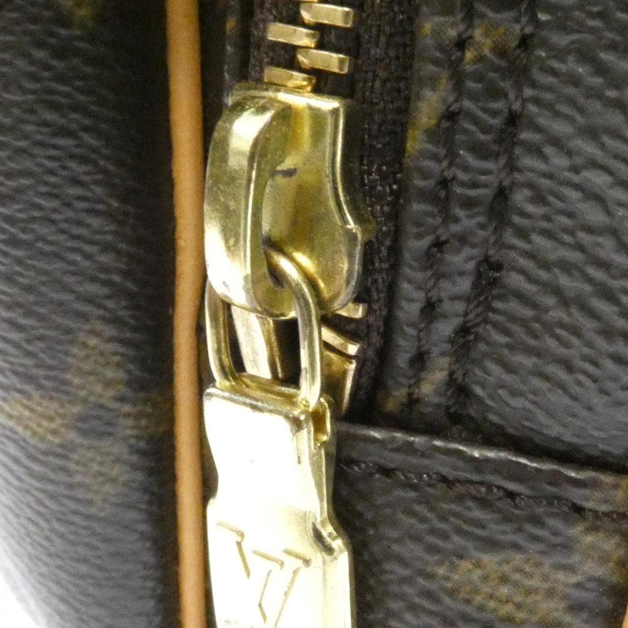 ルイヴィトン モノグラム アマゾン M45236 ショルダーバッグ