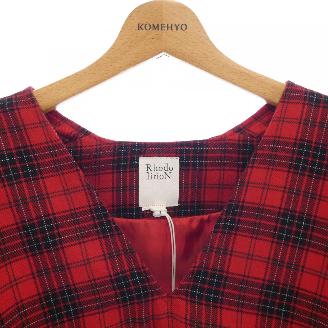 RHODO LIRION トップス