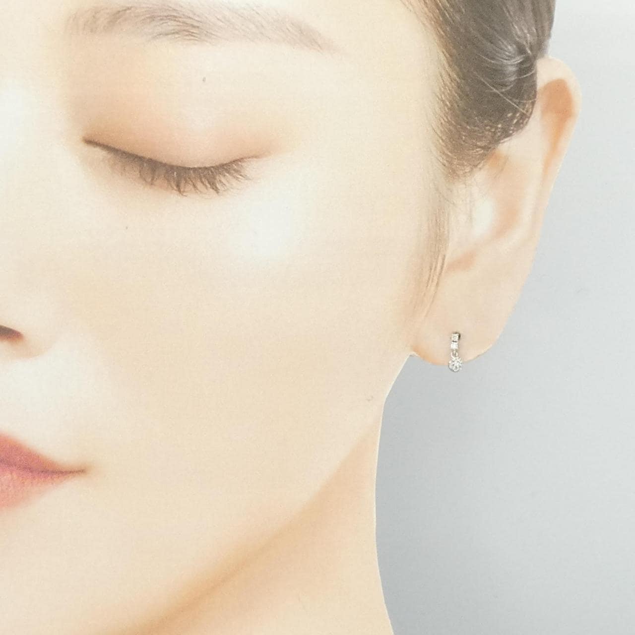 スタージュエリー ダイヤモンド ピアス 0.08CT