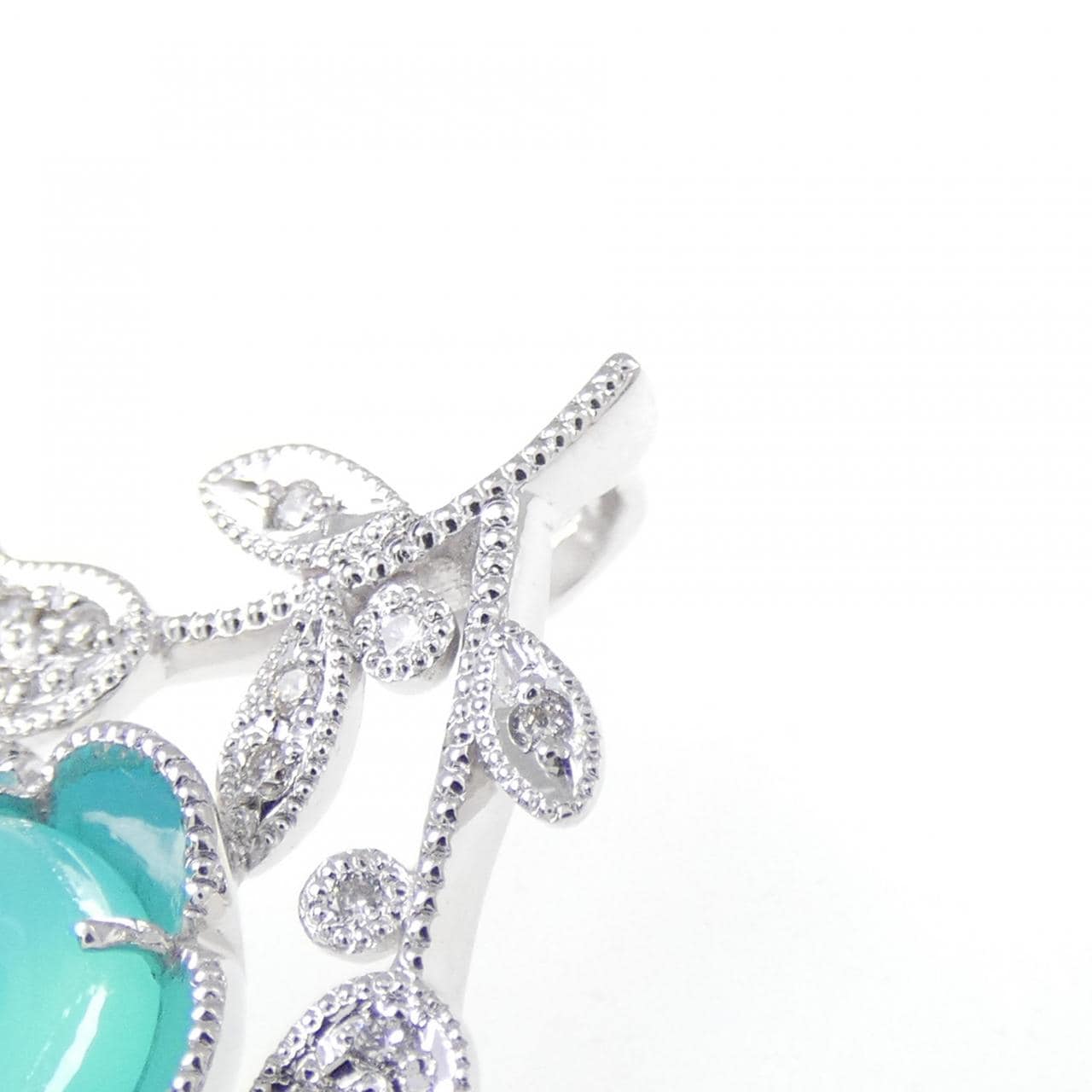 K18WG フラワー カルセドニー ペンダント